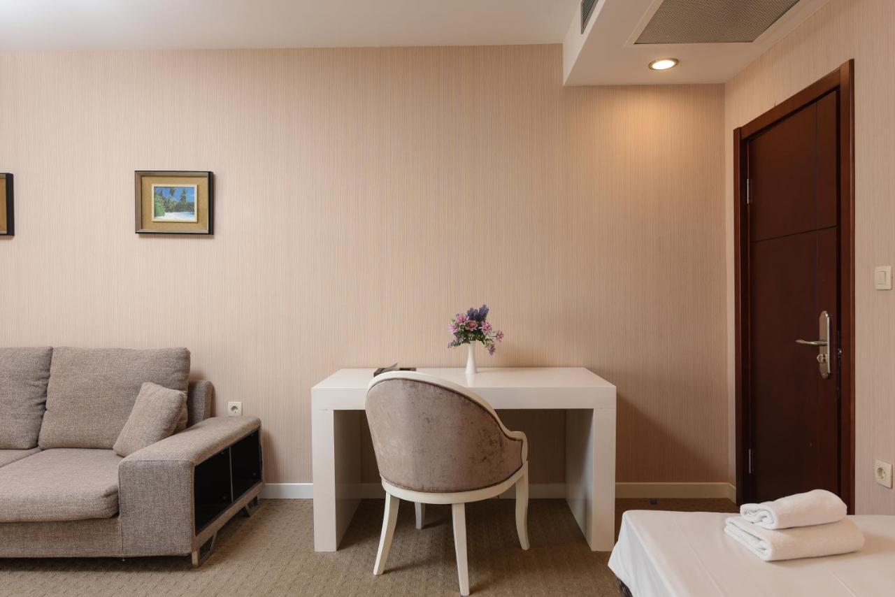 Family Hotel Zane 帕格 外观 照片