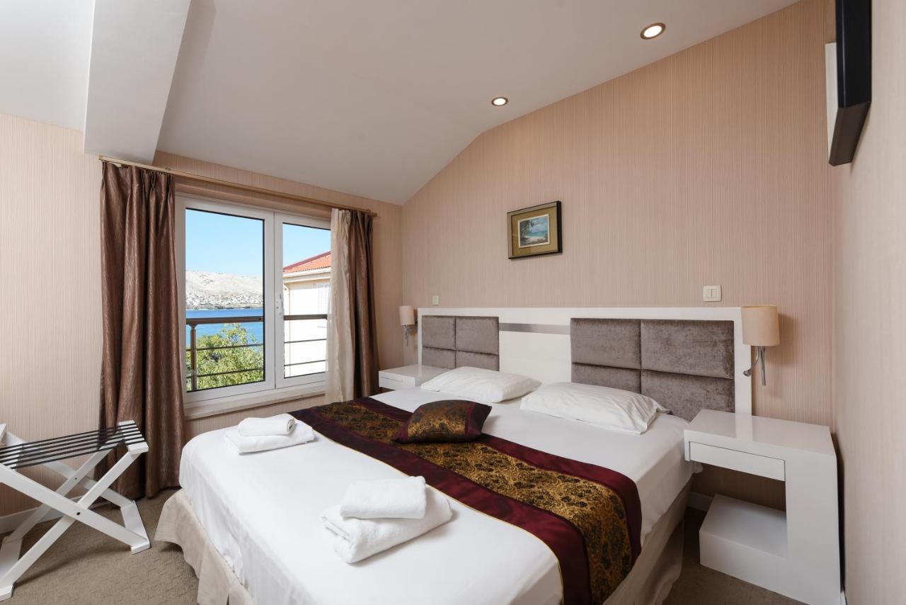 Family Hotel Zane 帕格 外观 照片